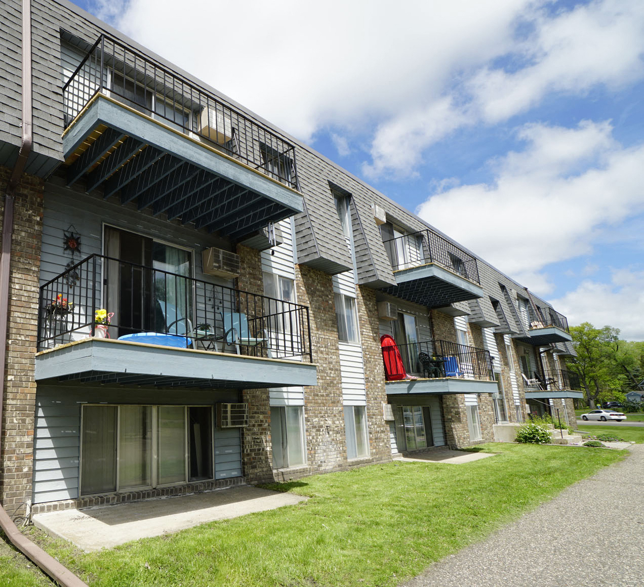 Eldridge Apartments Image 9